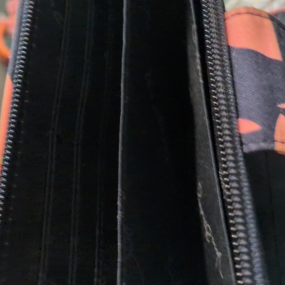 Vera Bradley Floral Patterned Wristlet Wallet - Picture 6 of 8